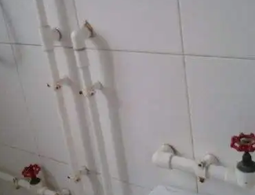 和布克赛尔水管维修多少钱